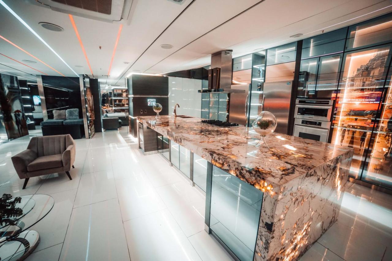 1Million Luxury Suites Medellín Exteriör bild